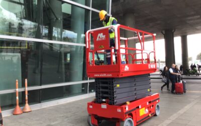 Empresas de limpieza en aeropuertos escogen las Plataformas Tijeras ALO Lift E 140 W